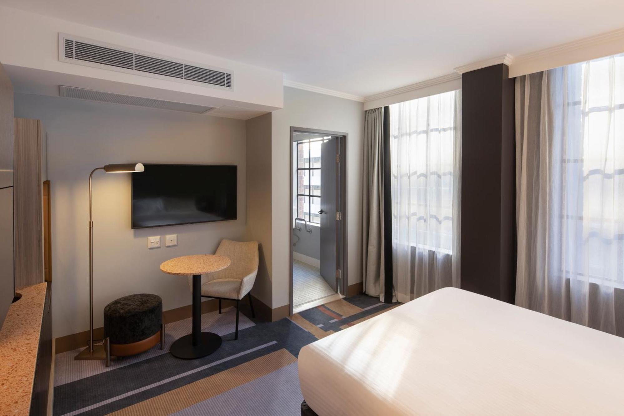 Mercure Martin Place 4* Sydney