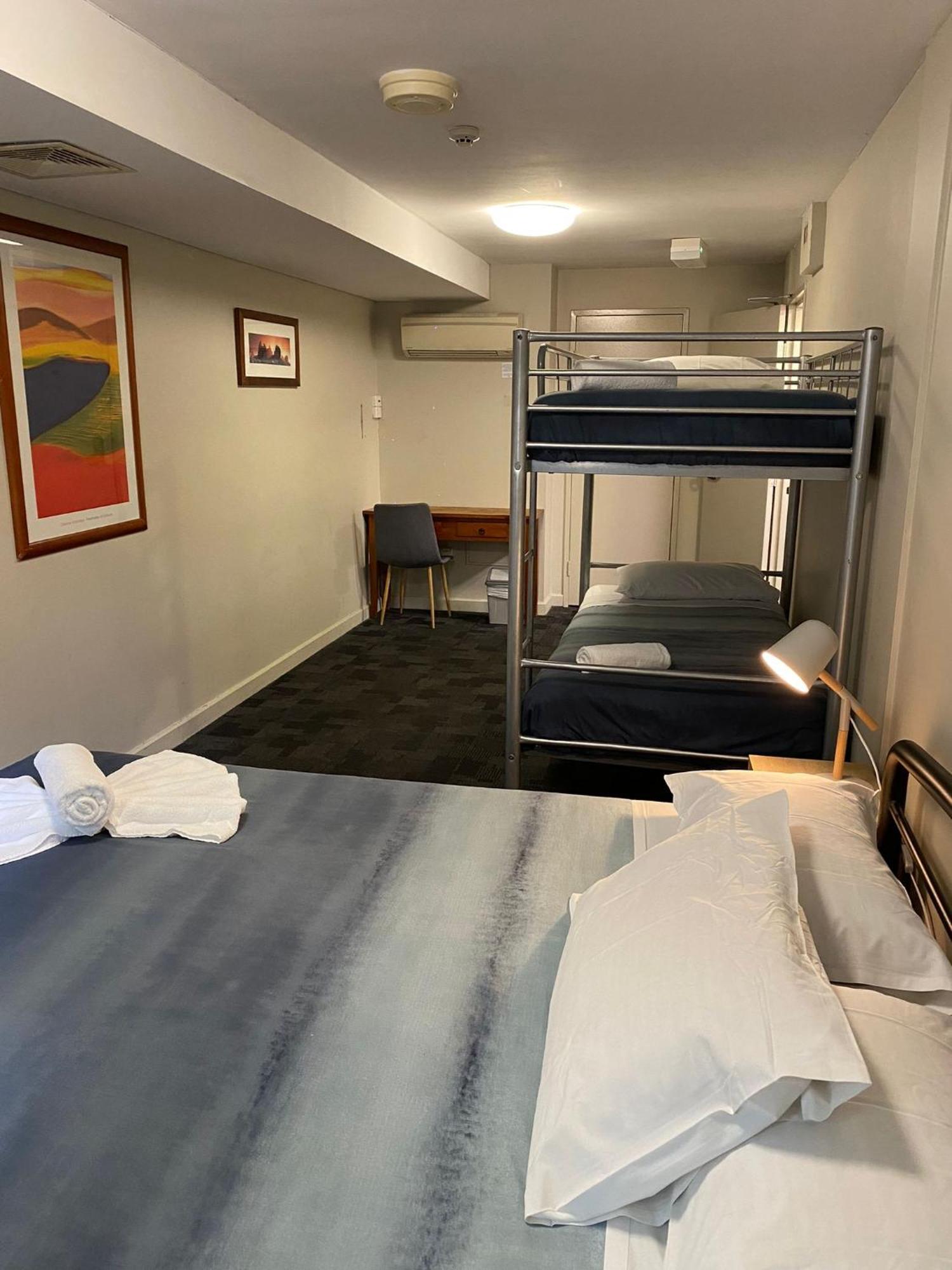 Hostel Big Backpackers