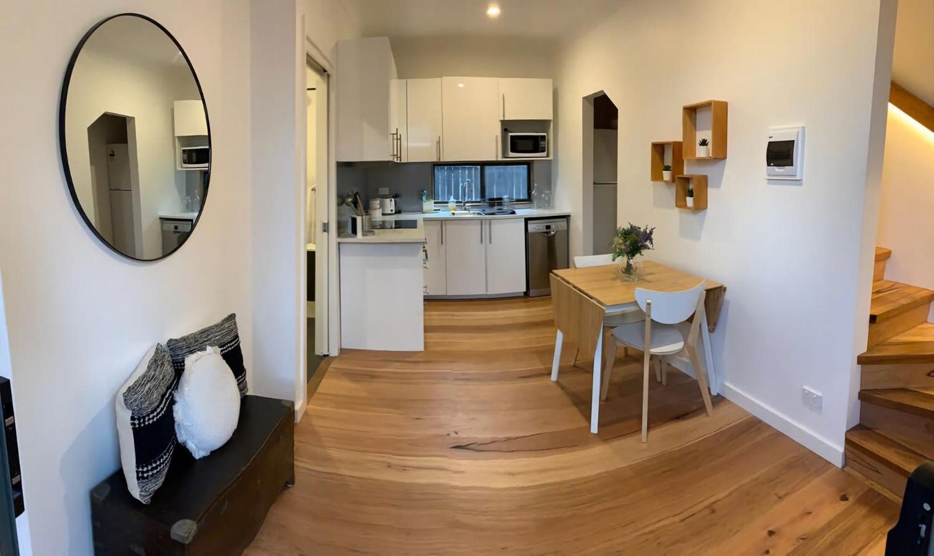 Gorgeous Self Contained Sydney