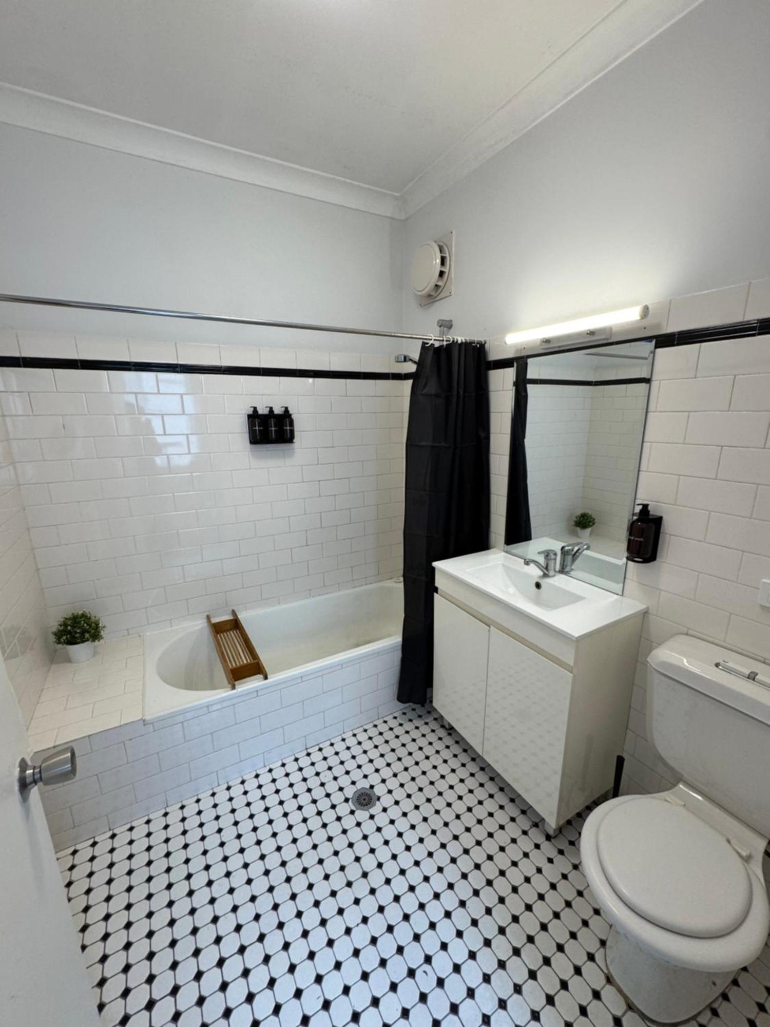 Lil Darling Hostel Sydney