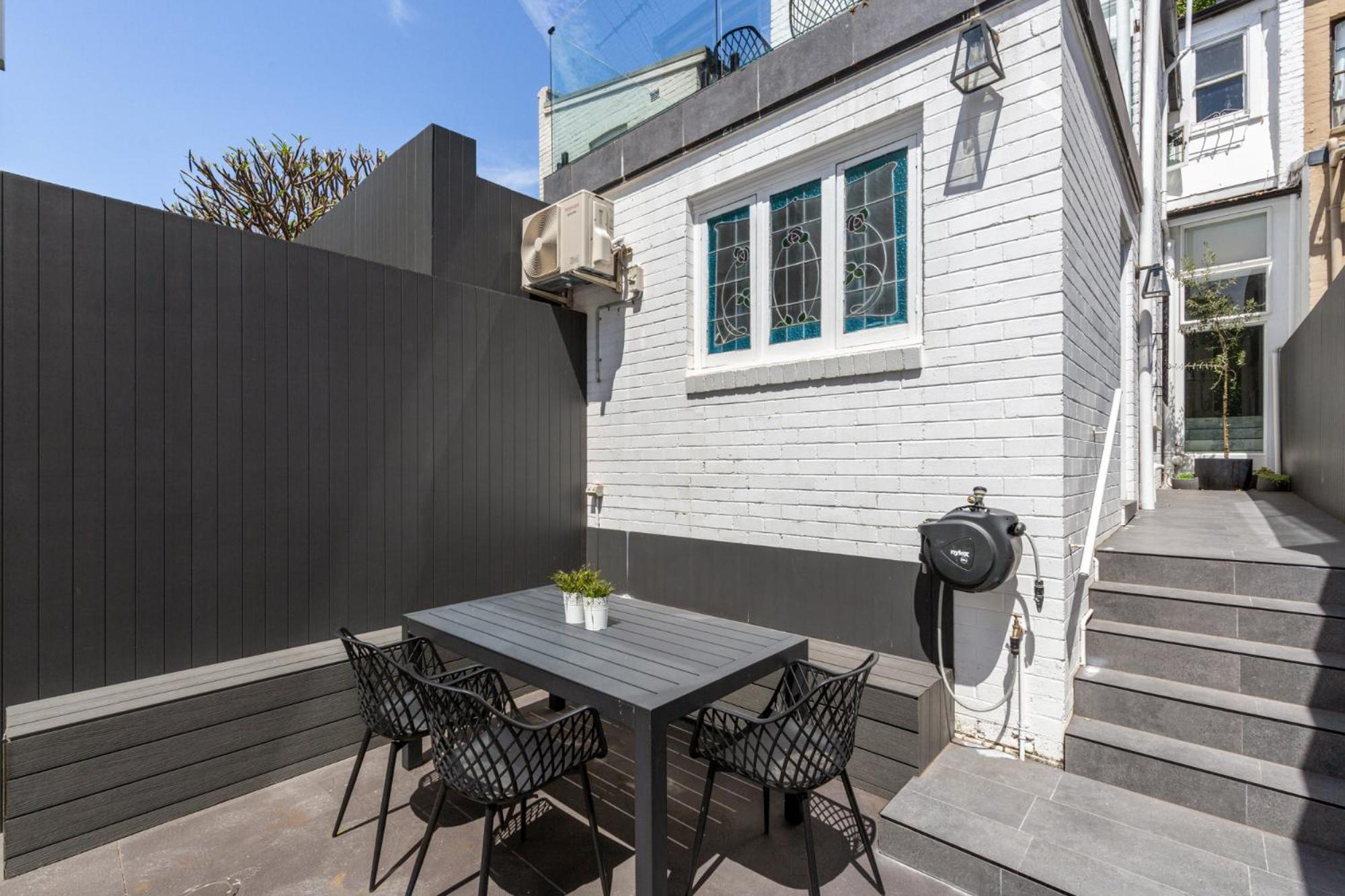 Superb 3-bed Victorian Terrace By Darling Harbour Holiday home *