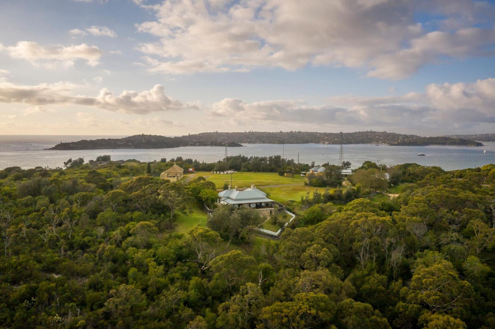 Country house Middle Head Officers Quarters