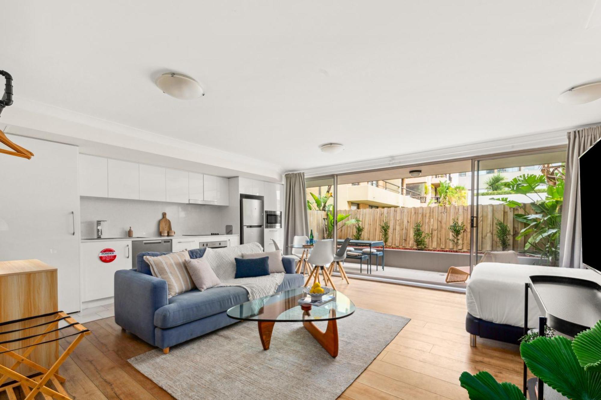 Manly Chic - A Breezy Beachside