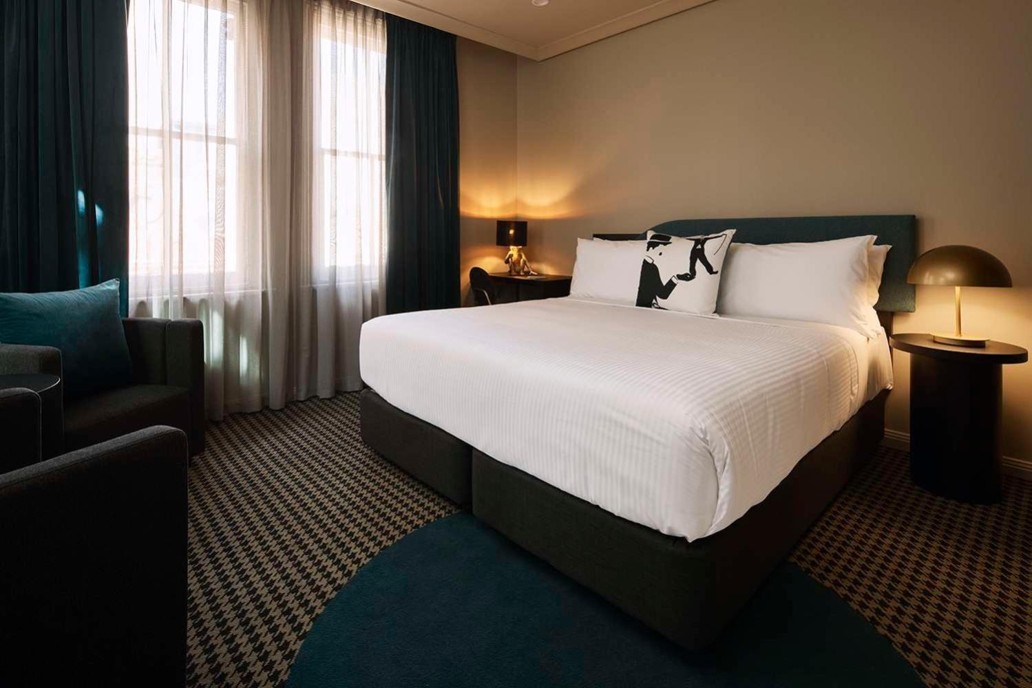 Hotel The Capitol 4*