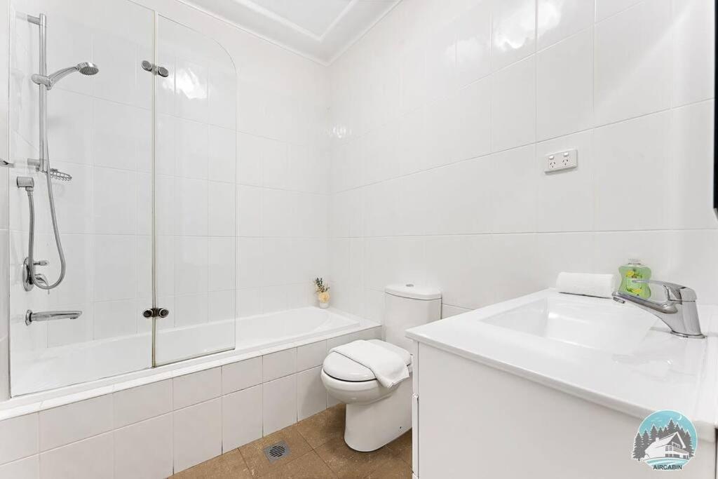 Holiday home Spacious 4-bed Family In North Ryde Sydney