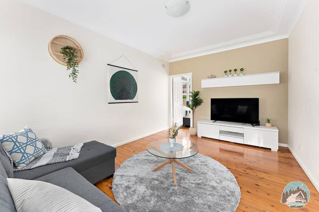 Holiday home Spacious 4-bed Family In North Ryde *