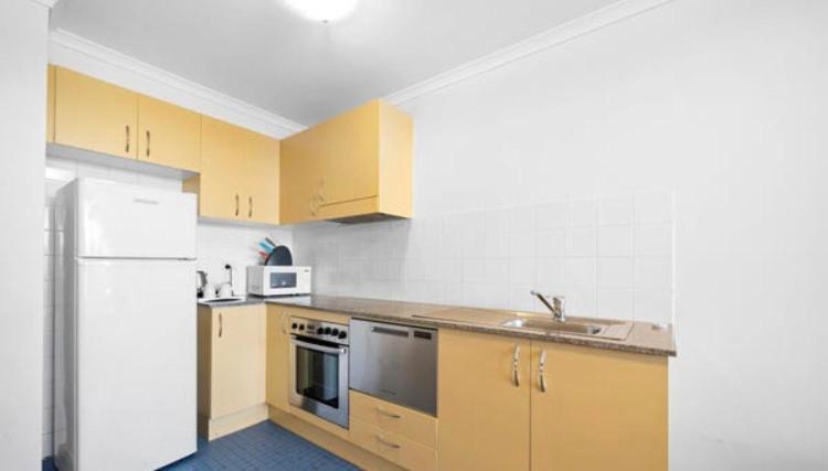 Chippen 324 With Pool And Gym Self- Catering Apartment *