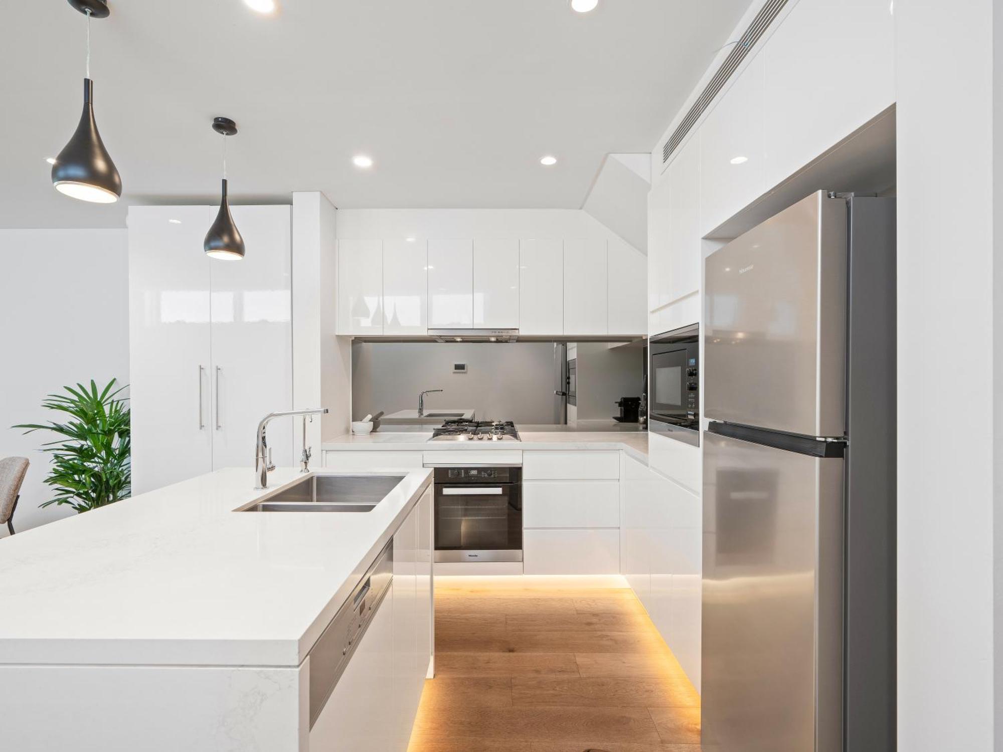 The Nancy Bondi Apartment *