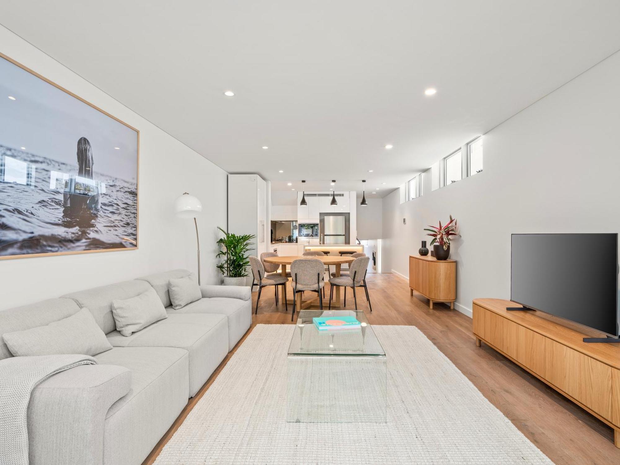 The Nancy Bondi * Sydney