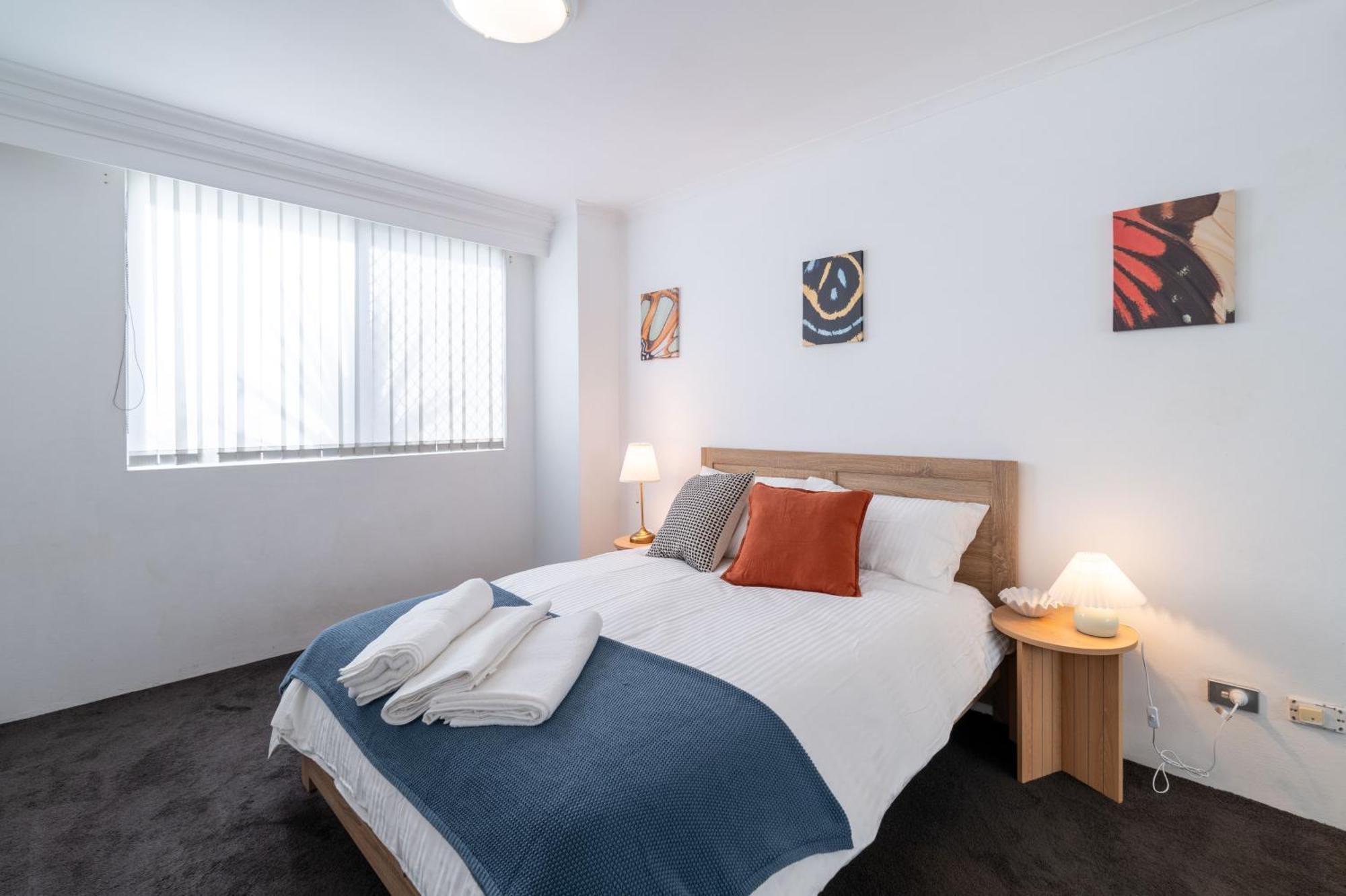 Spacious And Charming 2 Bedroom Rosebery Apartment