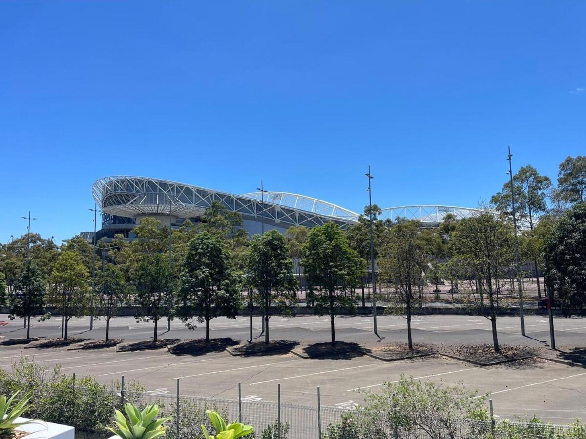 Apartment Modern 3b2b With Superb Stadium View At Olympic Park