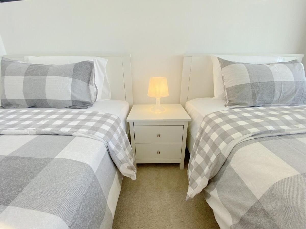 A Cozy 2b2b Near Airport & Train Station Apartment Sydney