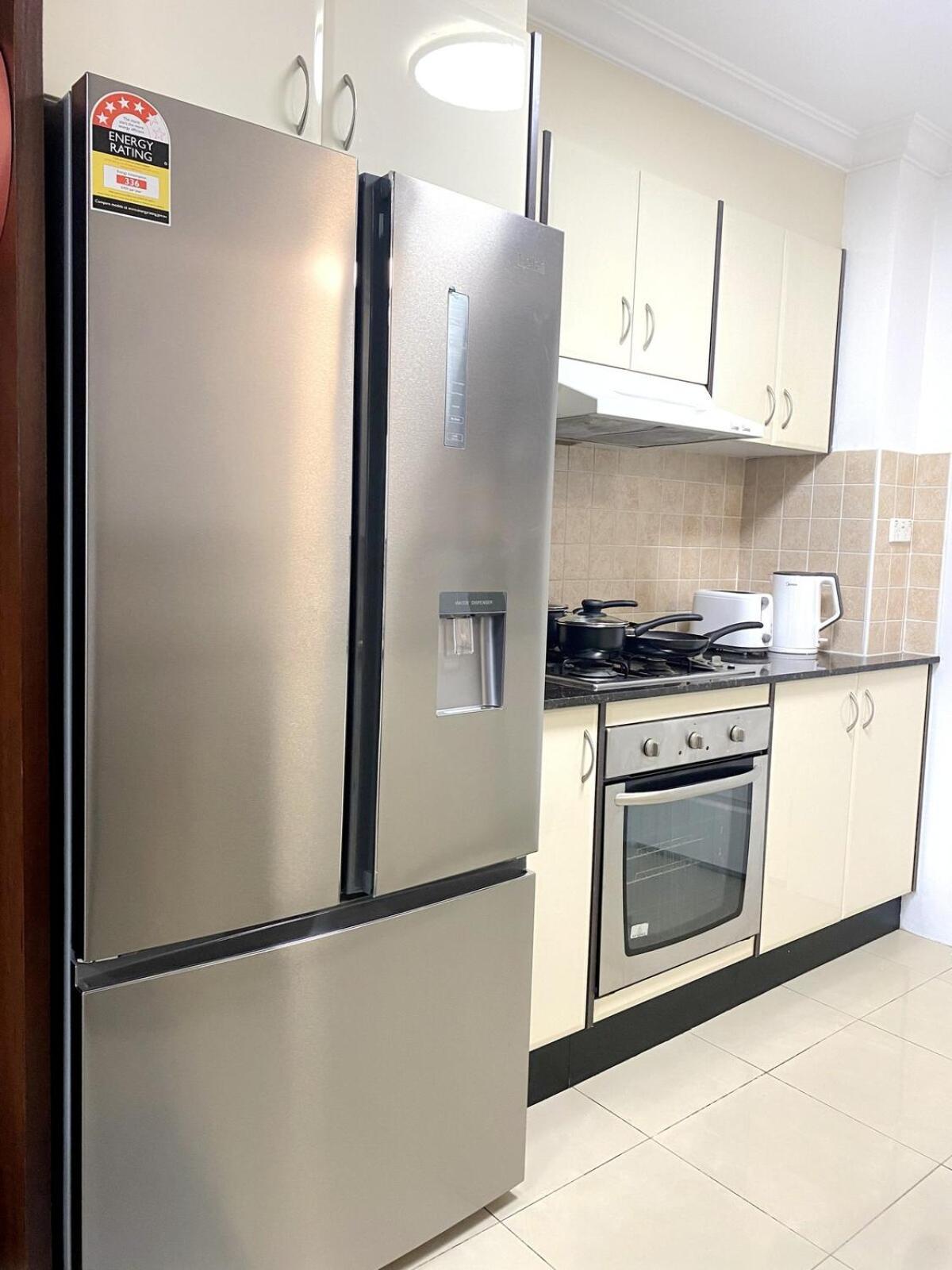 A Cozy 2b2b Near Airport & Train Station Apartment *