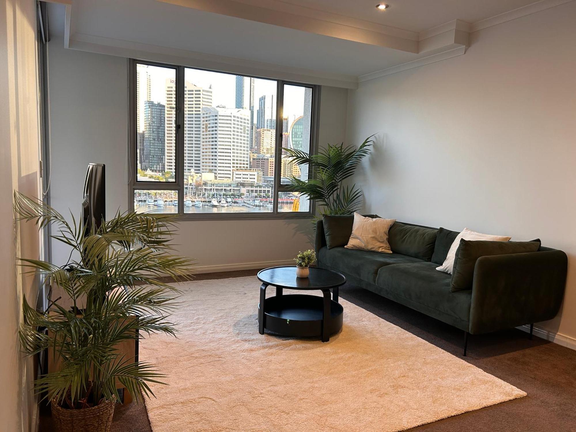 Fireworks, Views, Pool & Parking Apartment Sydney