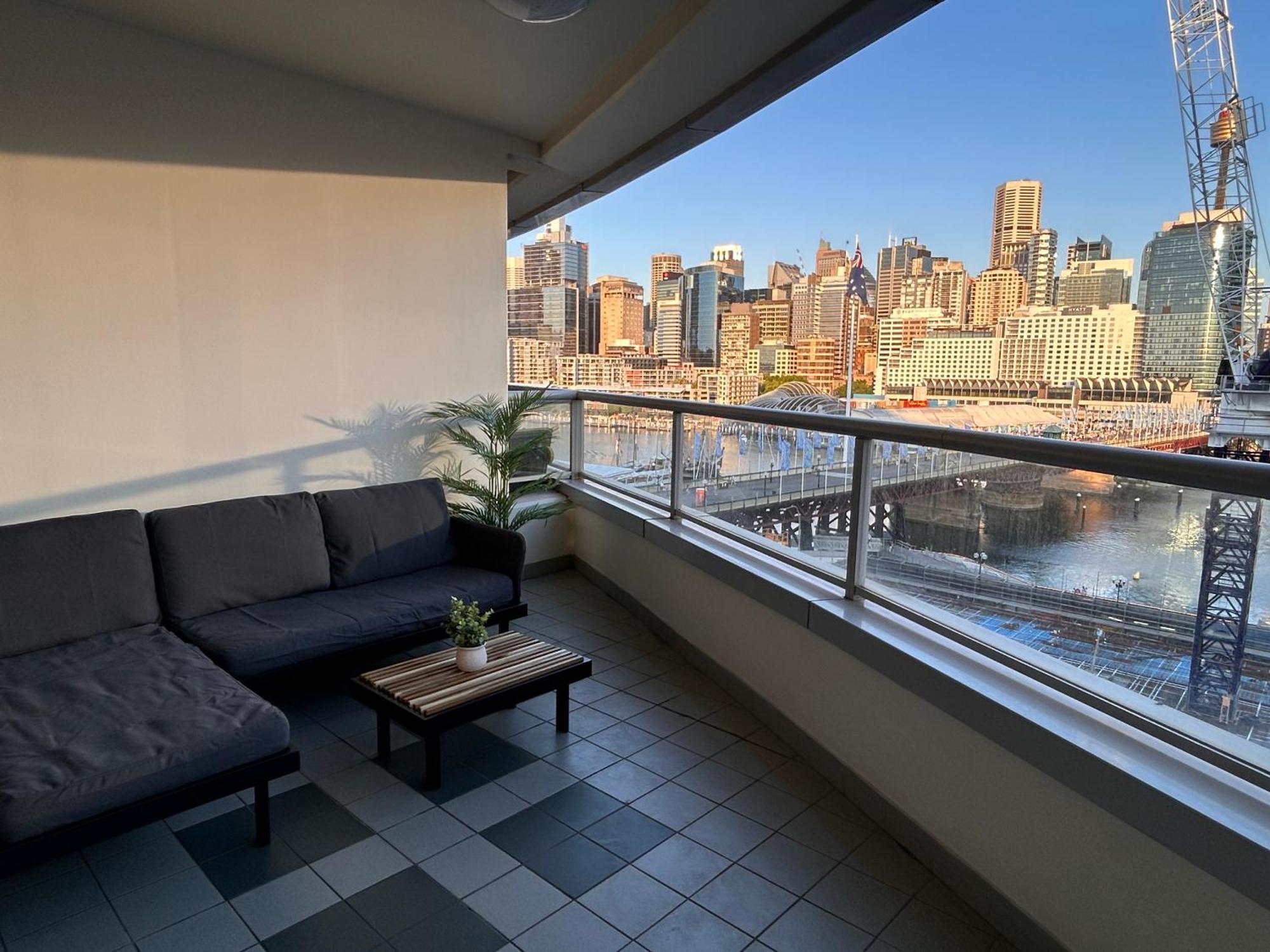 Fireworks, Views, Pool & Parking Apartment *