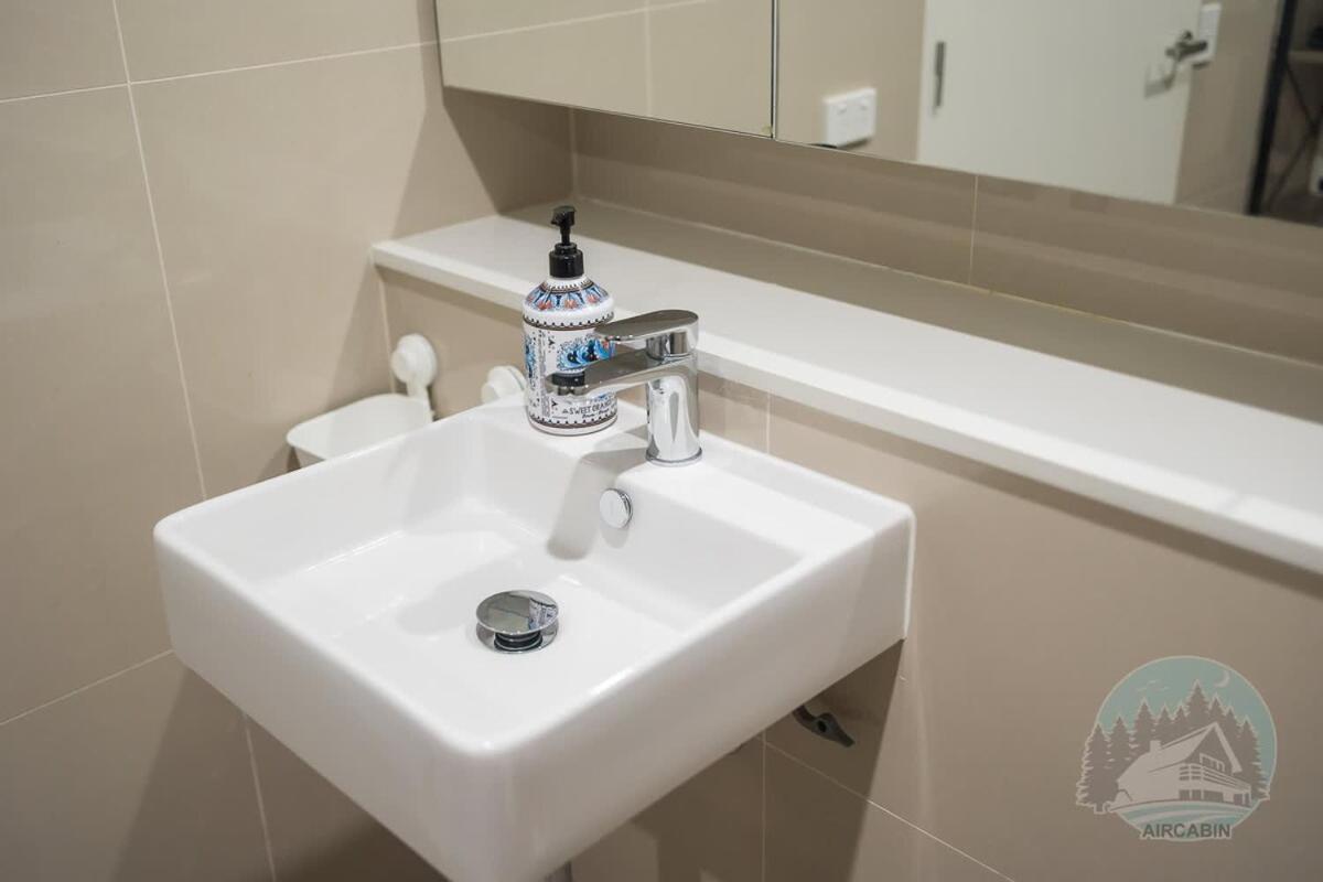 Aircabin - Gladesville - Modern Stylish 1 Bed * Sydney