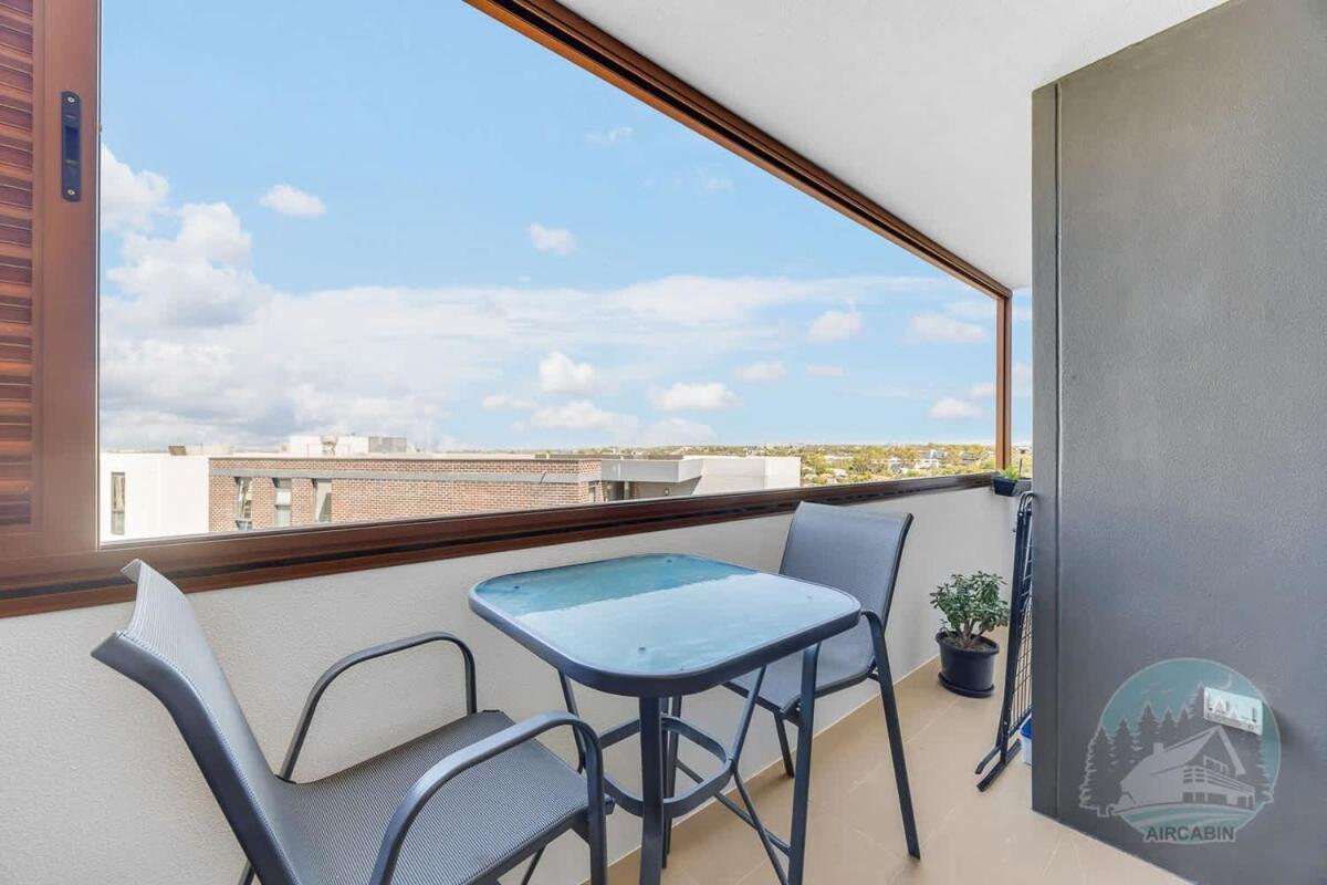 Aircabin - Gladesville - Modern Stylish 1 Bed Apartment