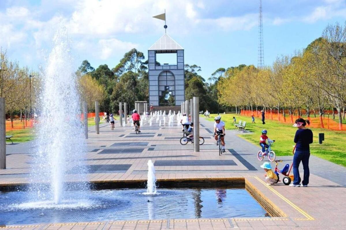 Olympic Park Amazing 2 Bed 2 Bath Parking,wi-fi Apartment
