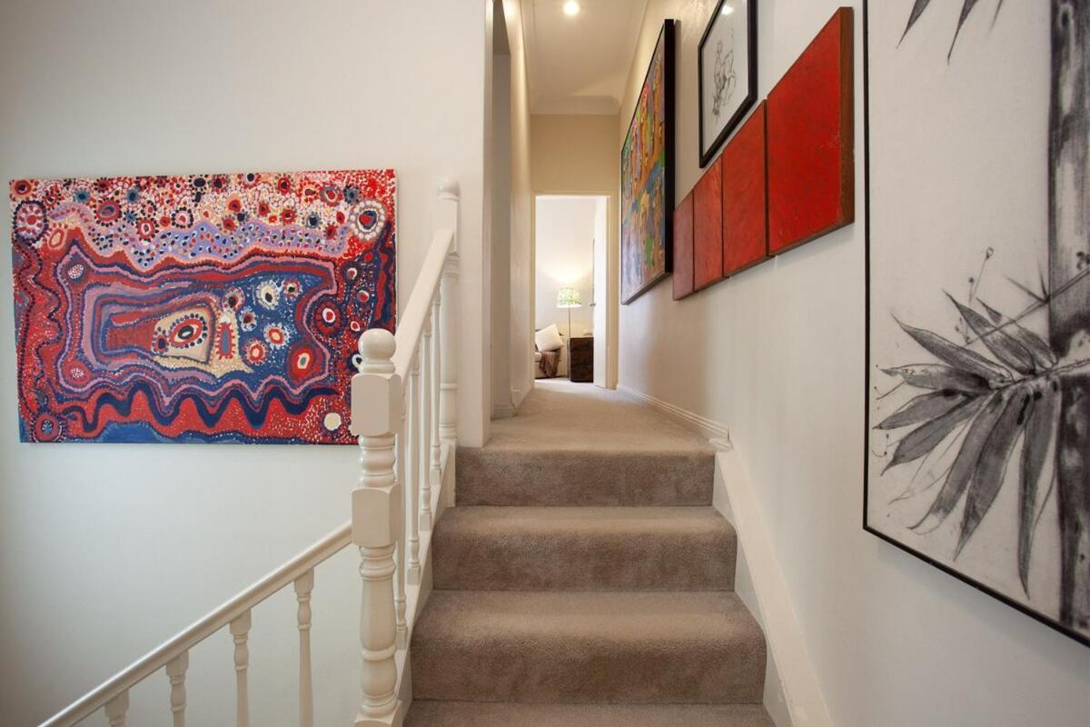 Stunning Townhouse * Sydney