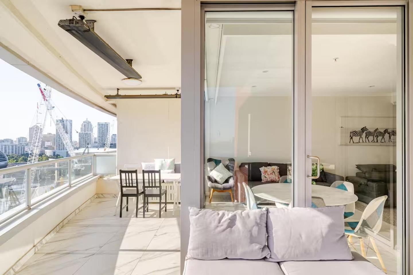 Apartment Stunning Darling Harbour View & Parking Sydney