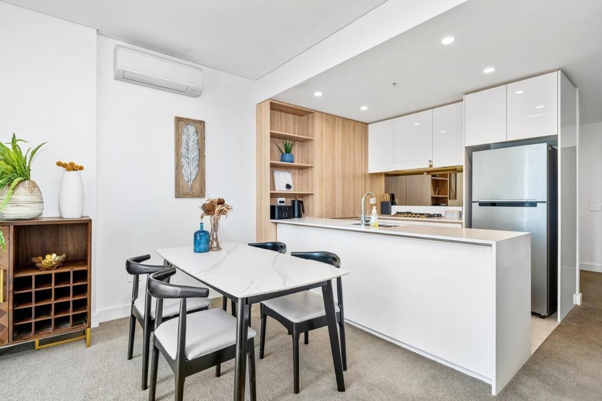 Waterview At Wentworth Point * Sydney