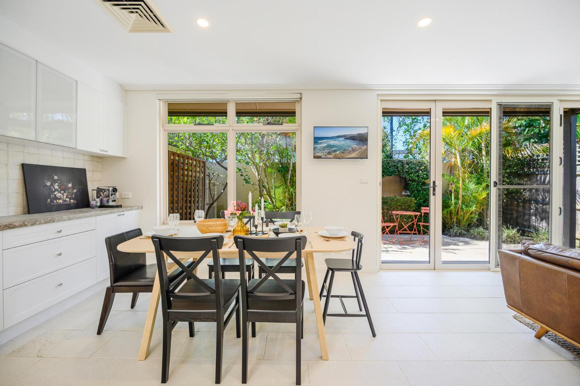 North 3br Walk To Metro Train Sydney