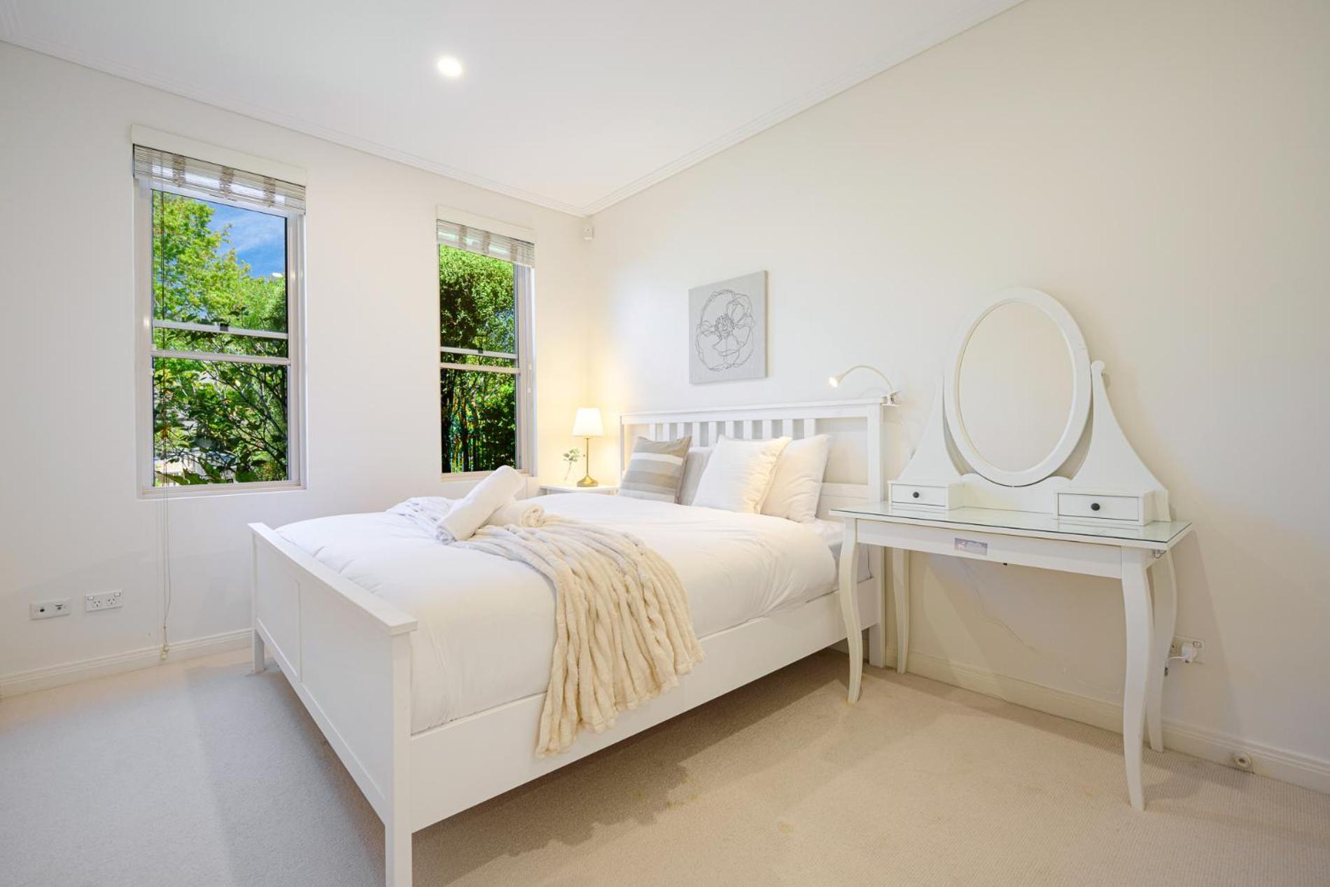 North 3br Walk To Metro Train * Sydney