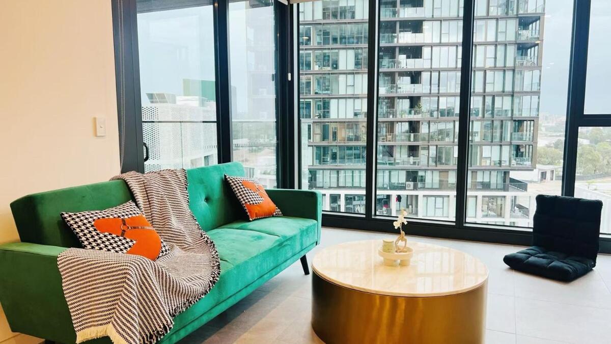 Modern Apartment With Pool View *
