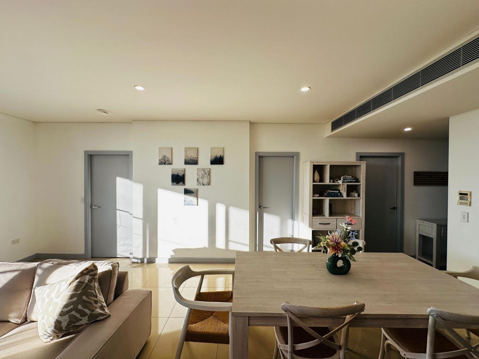 Modern 3-bedroom Apartment, Ryde Nsw 2112 Sydney