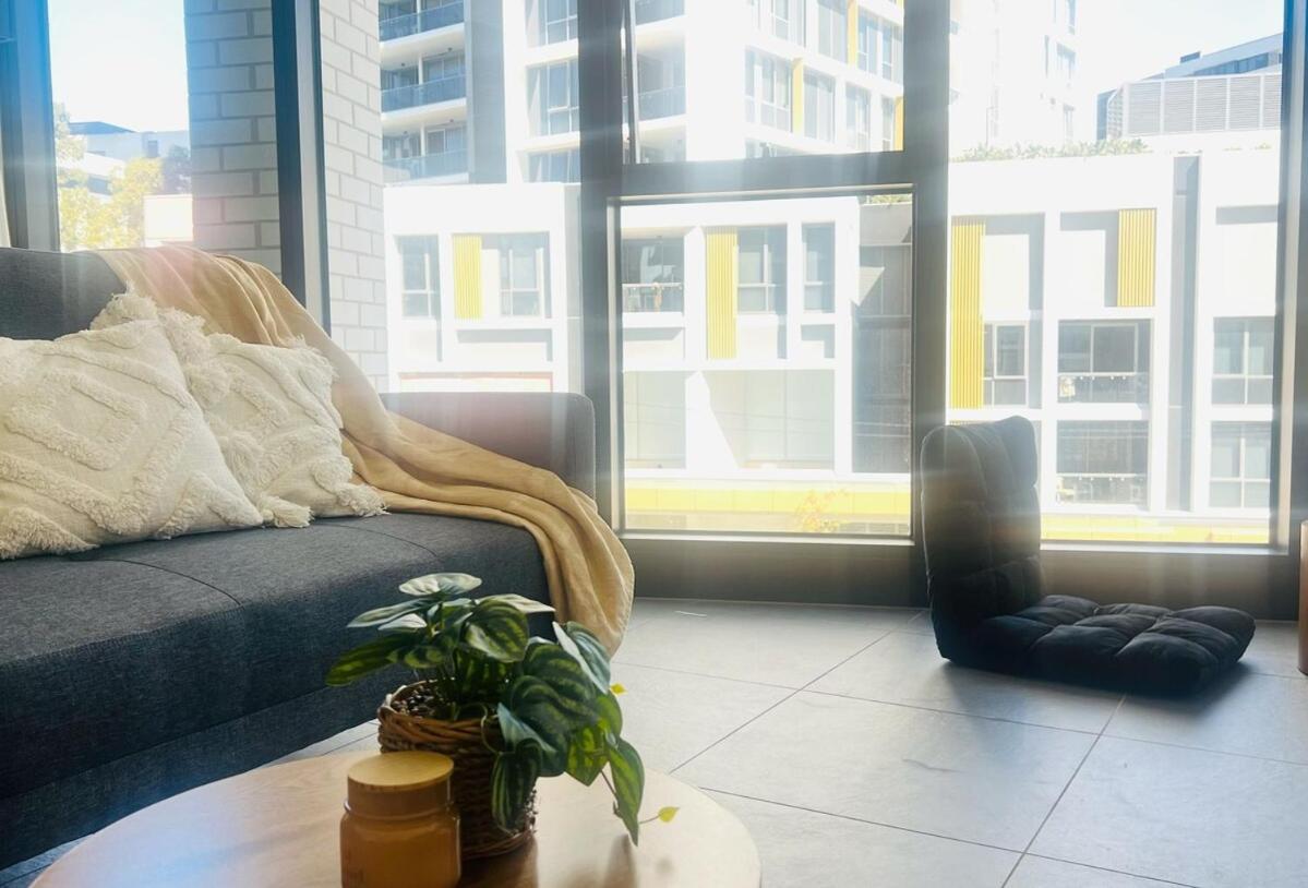 Apartment Stylish 2 Beds In Olympic Park Sydney