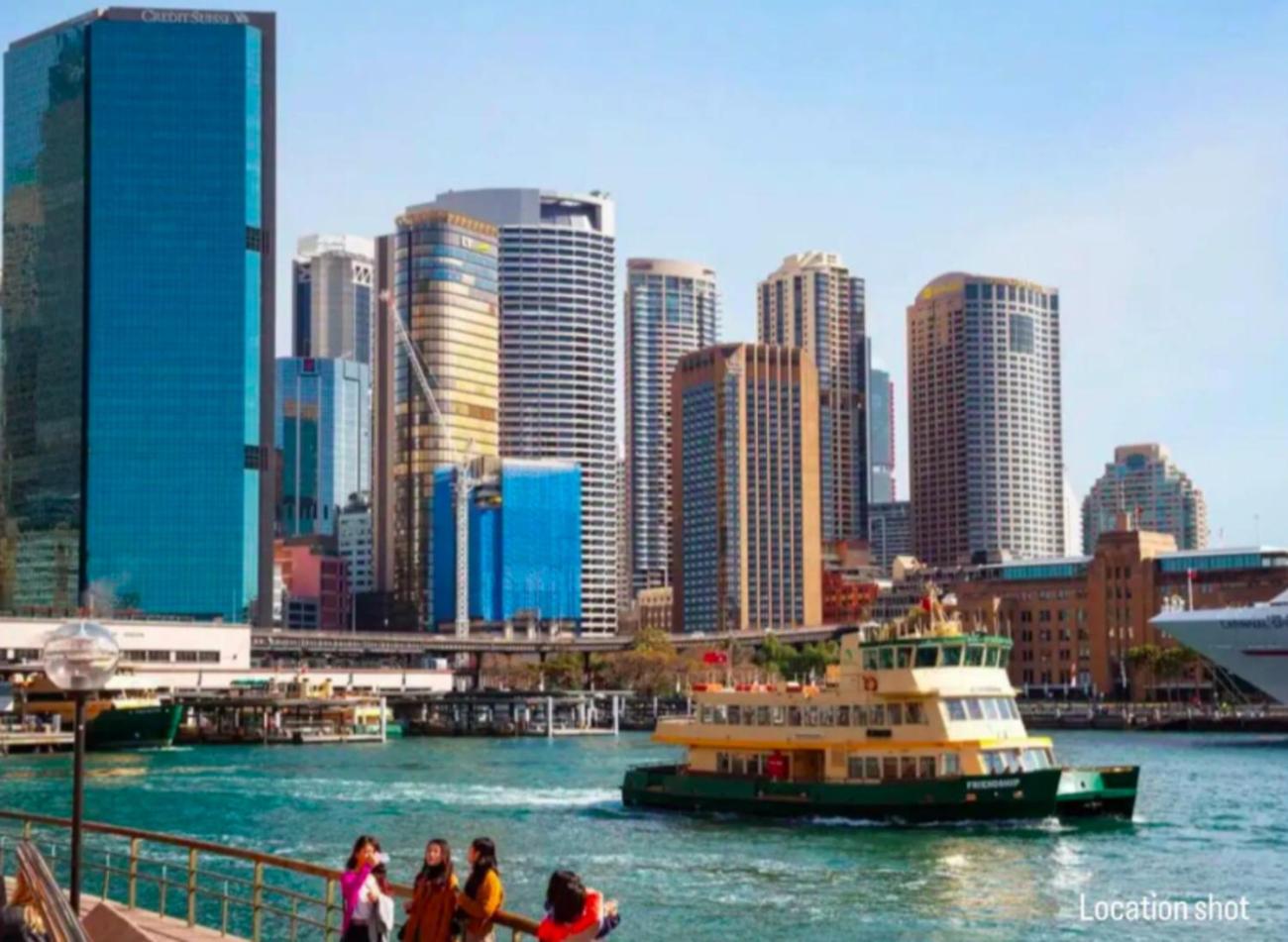 Spectacular With Harbour Bridge Views