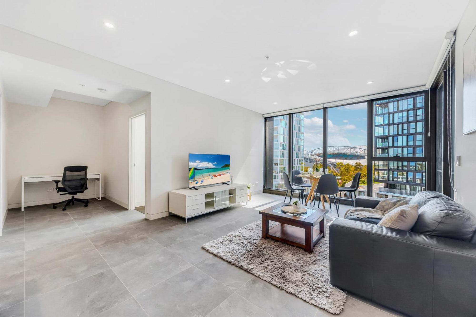 Brand New In Olympic Park Near Stadium * Sydney