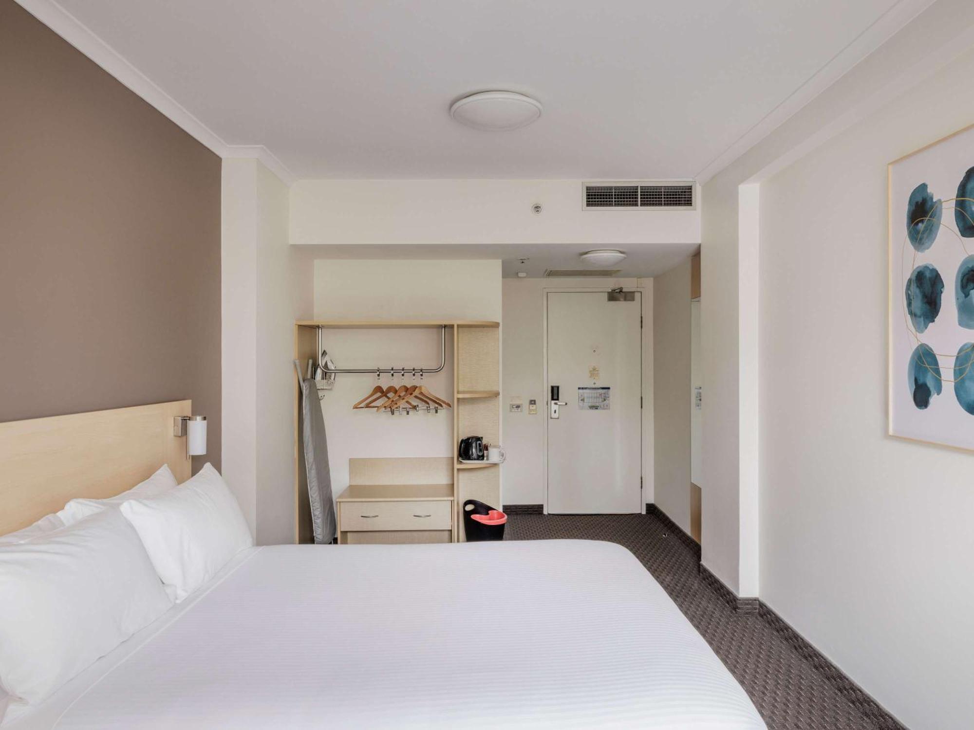 Hotel Ibis Olympic Park Sydney