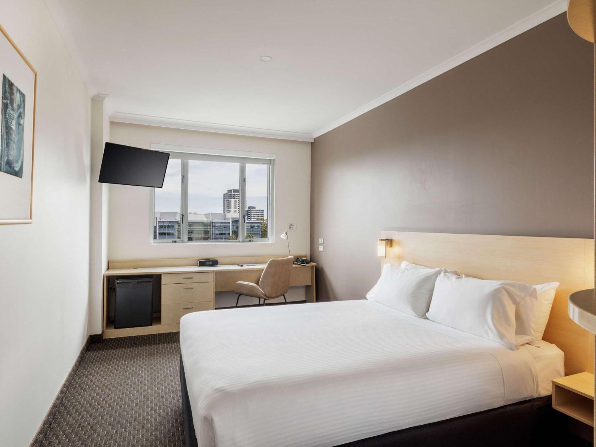 Ibis Olympic Park Hotel Sydney