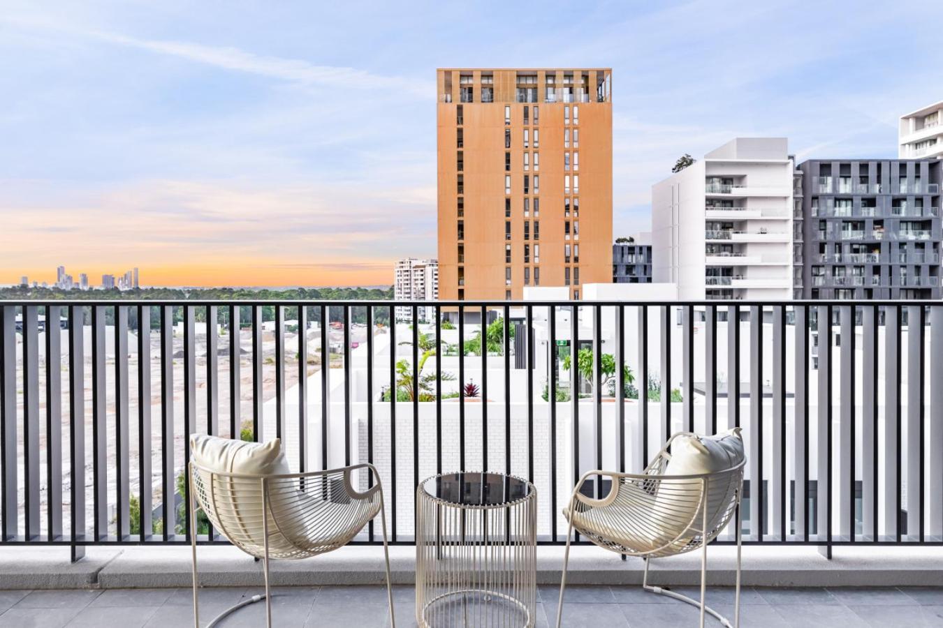 Apartment 3br Close To Accor Stadium *