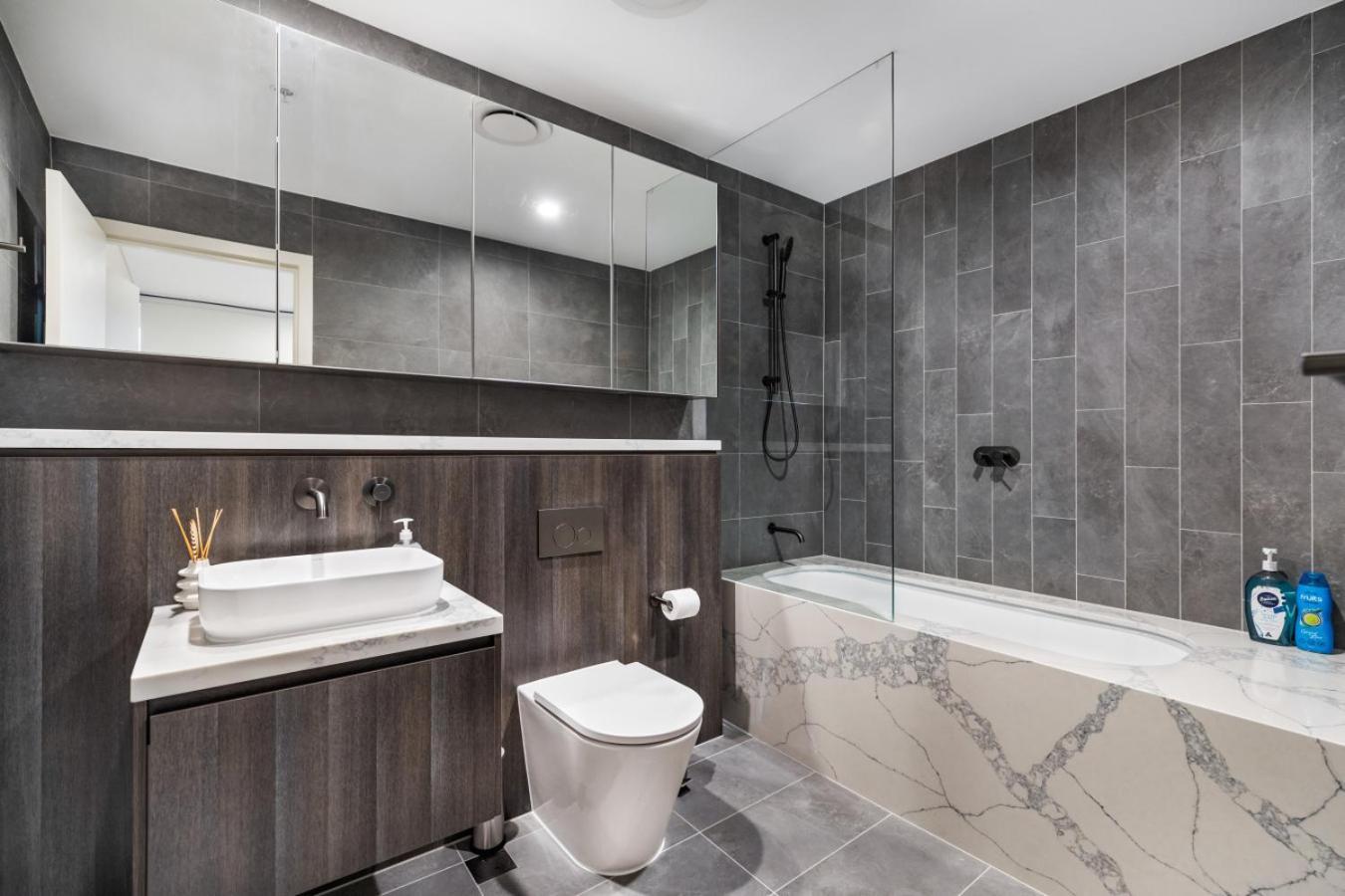 3br Close To Accor Stadium Apartment *