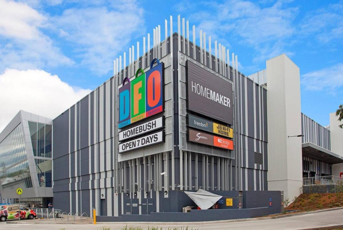 New Olympic Park 2 Bedroom -pool Gym Parking 9 Apartment Sydney