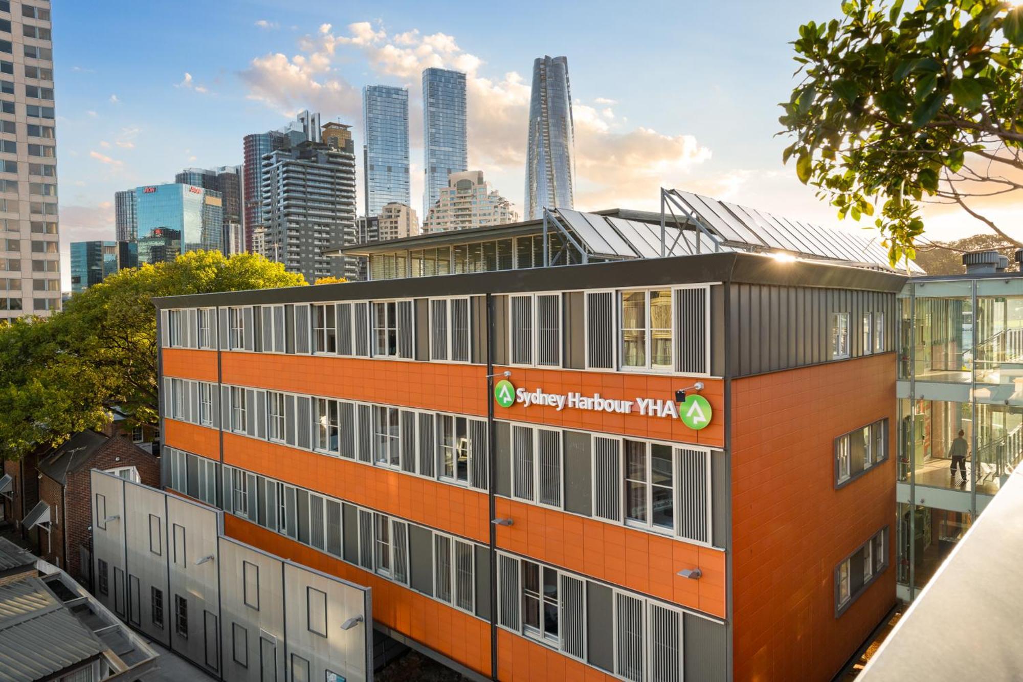 Yha Harbour * Sydney