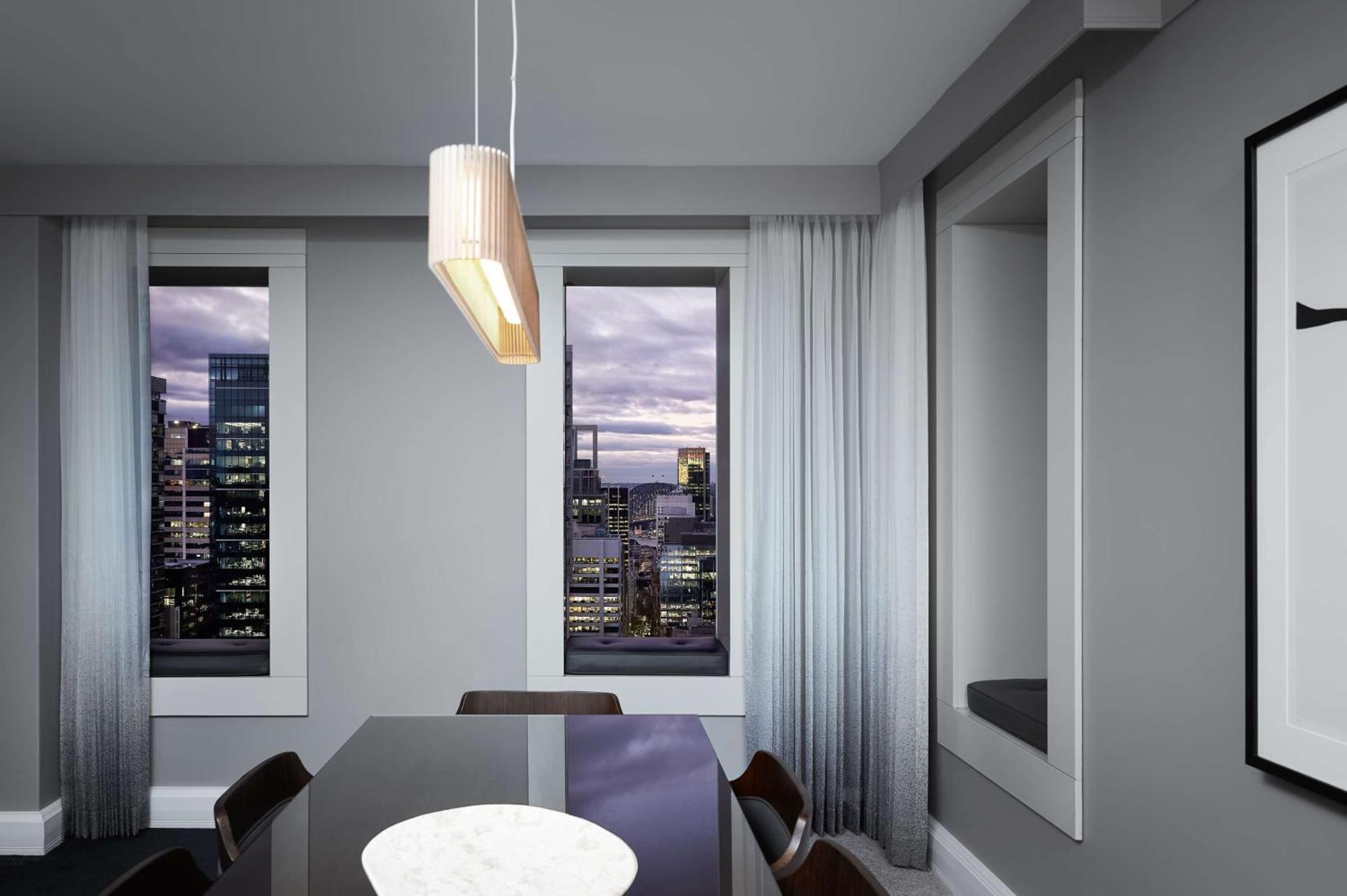Hilton 5* Sydney