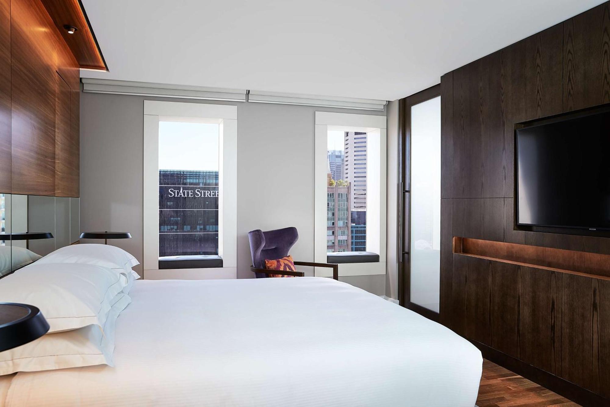 Hilton Hotel 5*
