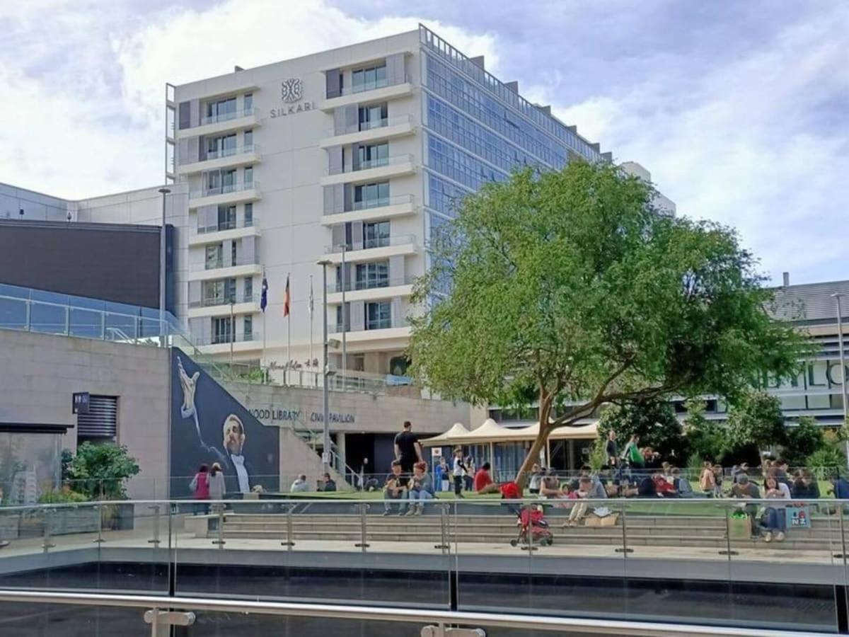 2 Beds Luxury In The Heart Of Chatswood12 Apartment Sydney