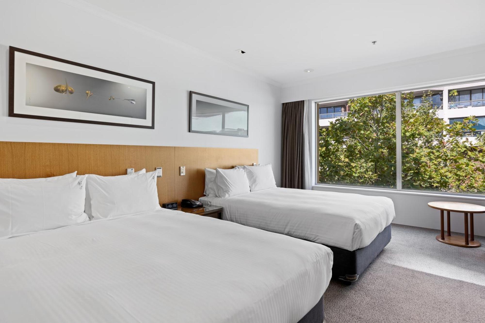 Hotel Potts Point 4*