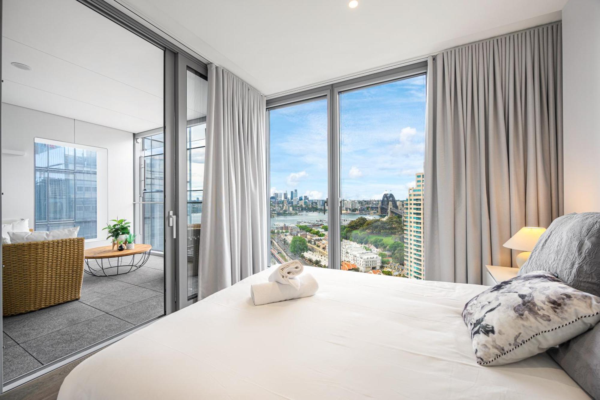 Waterfront Cbd Luxury 3br View & 2 Parkings *