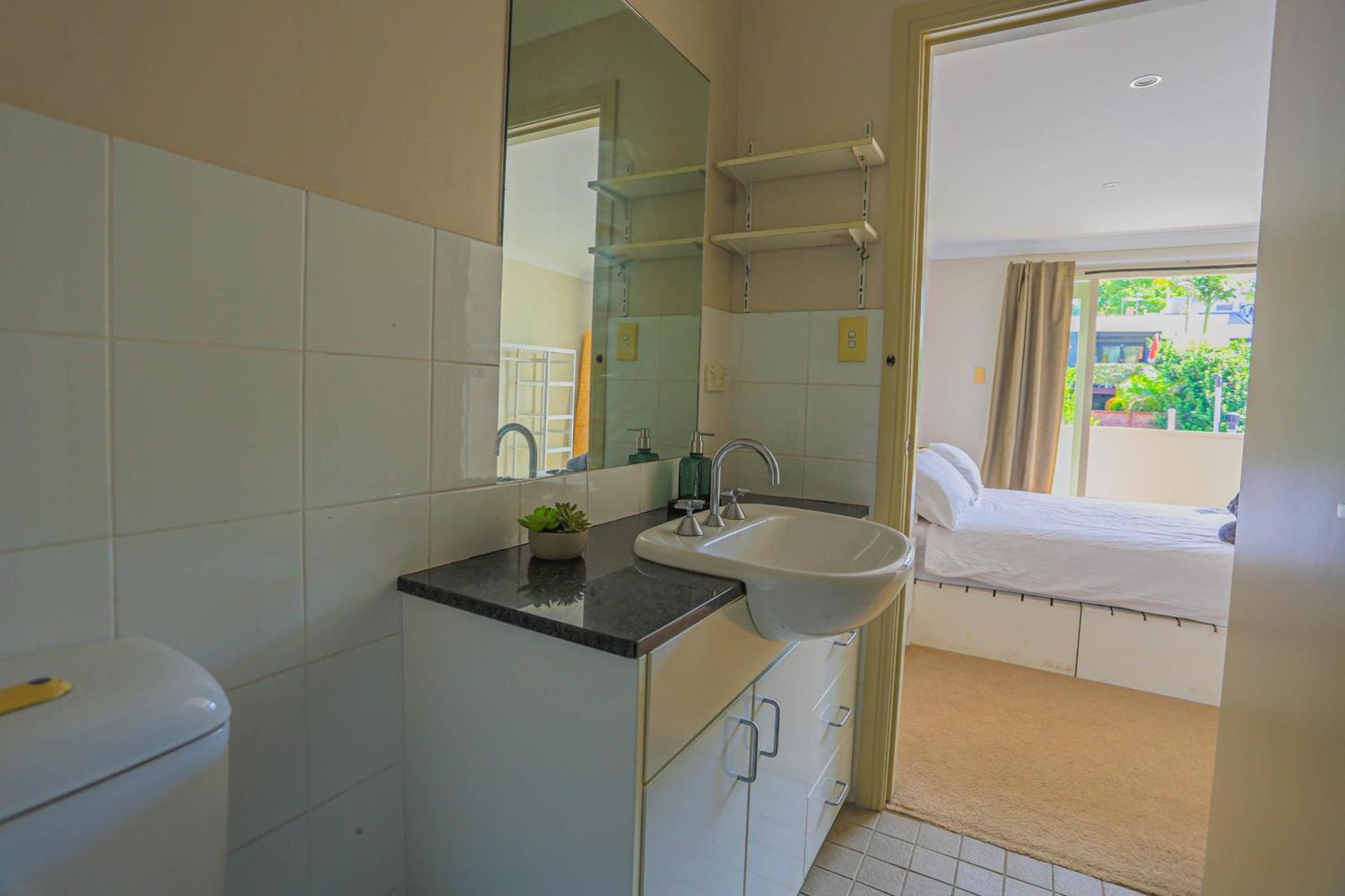 Elegant 2 Bedroom Close To Buz Bridge Rd 2 E-bikes Included Holiday home