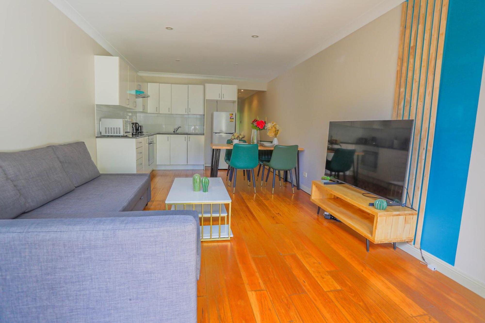 Holiday home Elegant 2 Bedroom Close To Buz Bridge Rd 2 E-bikes Included *