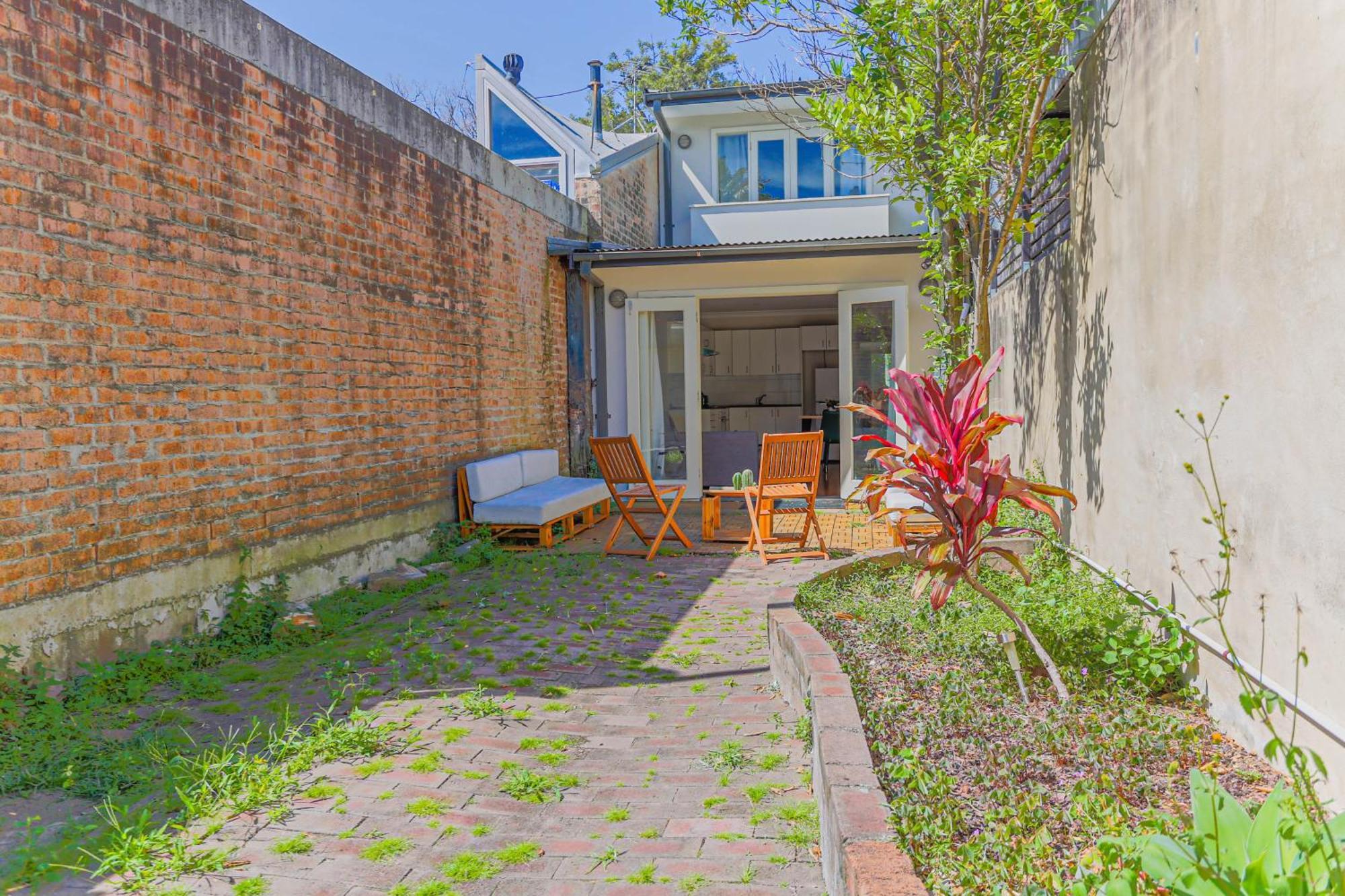 Elegant 2 Bedroom Close To Buz Bridge Rd 2 E-bikes Included Holiday home Sydney