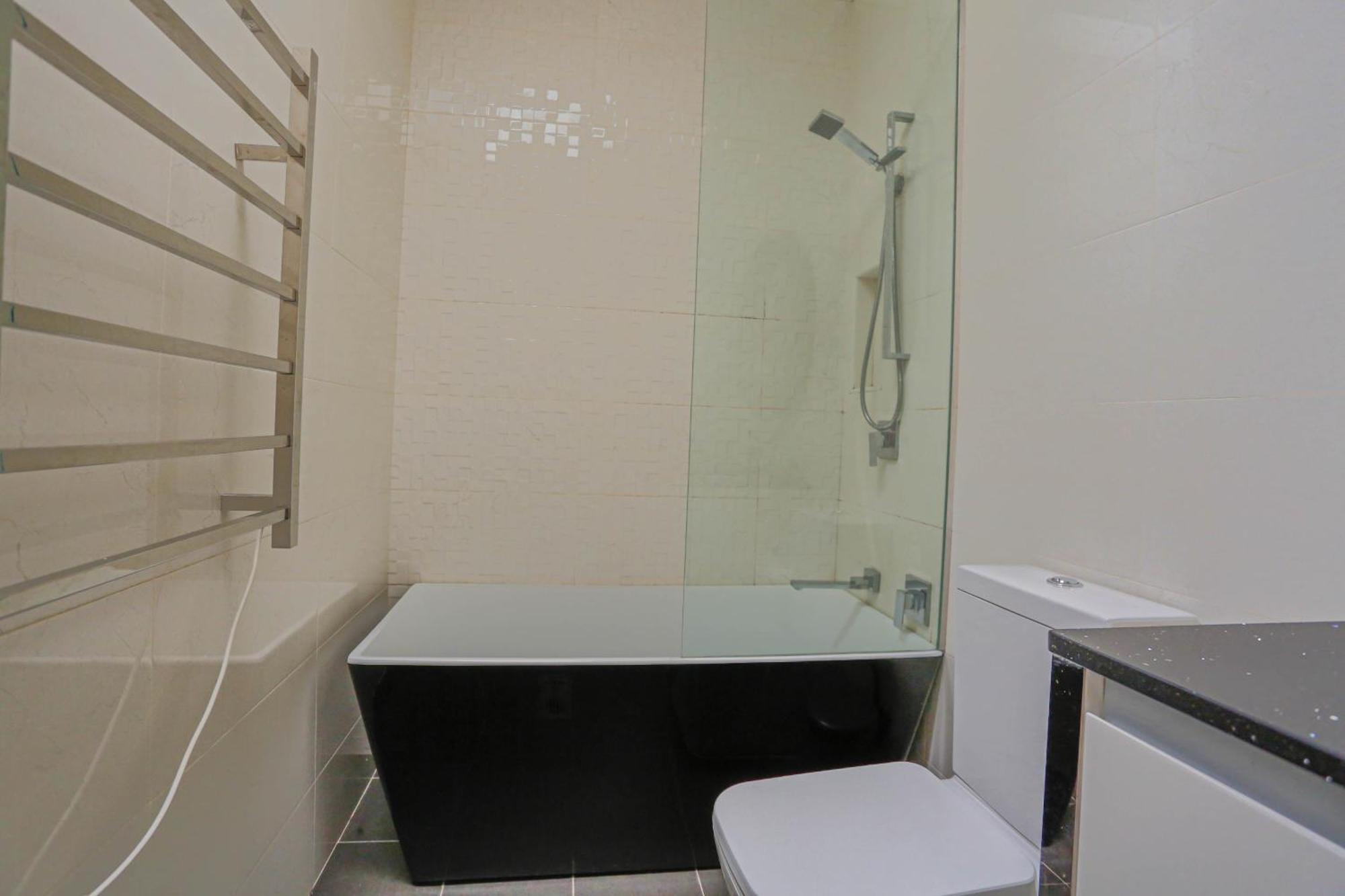 Ideal 3 Bedroom House Centre Glebe 2 E-bikes Included Holiday home *