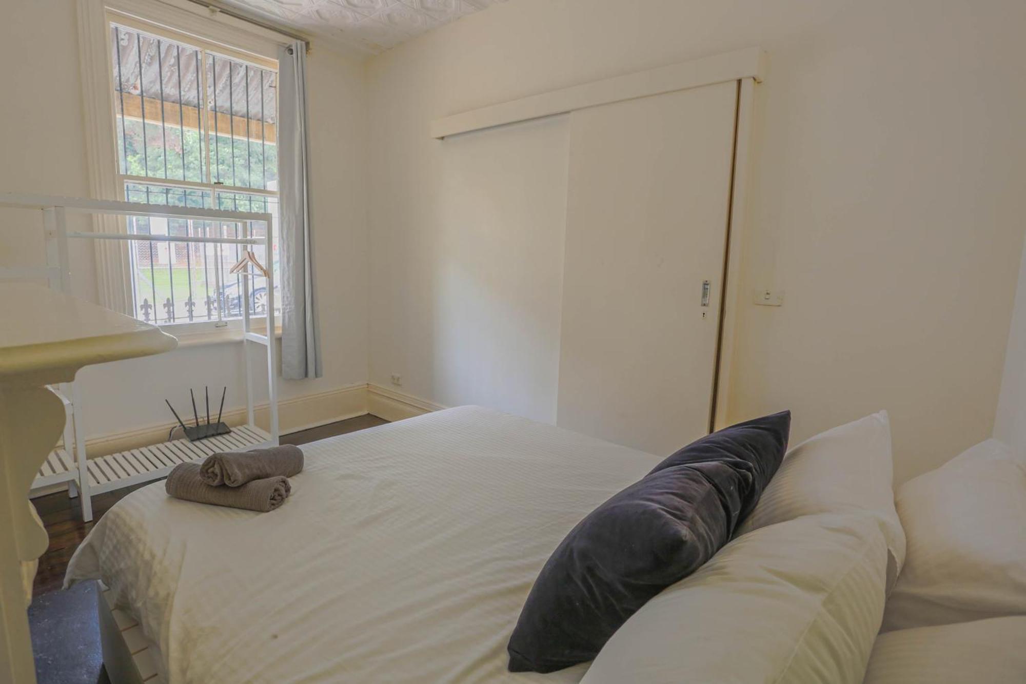 Ideal 3 Bedroom House Centre Glebe 2 E-bikes Included Holiday home