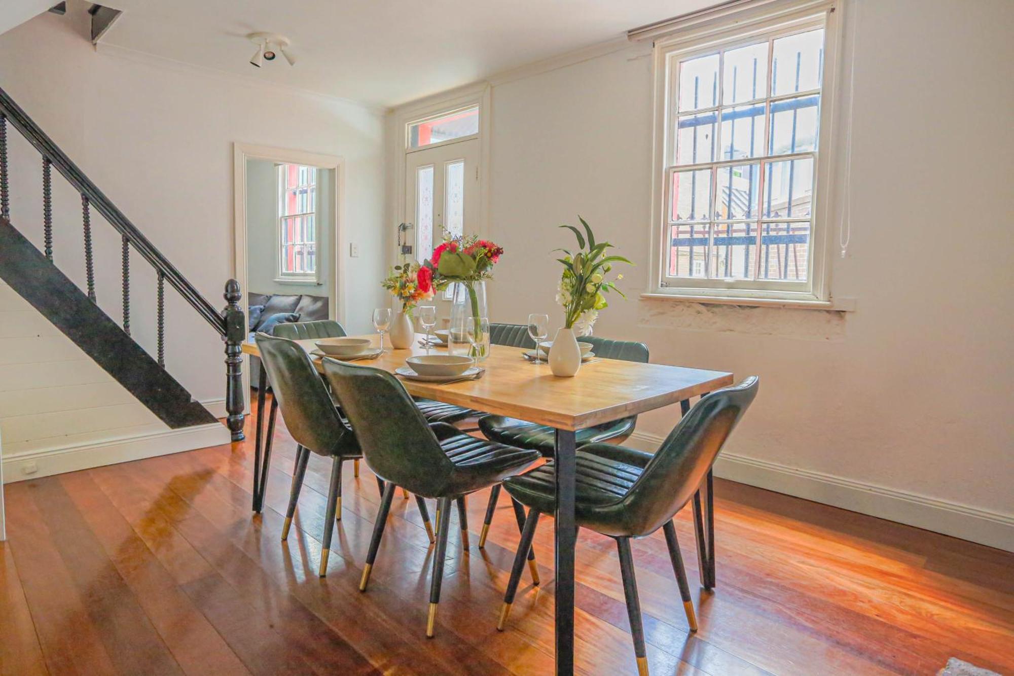 Close To 3 Bedroom House Surry Hills 2 E-bikes Included Holiday home *