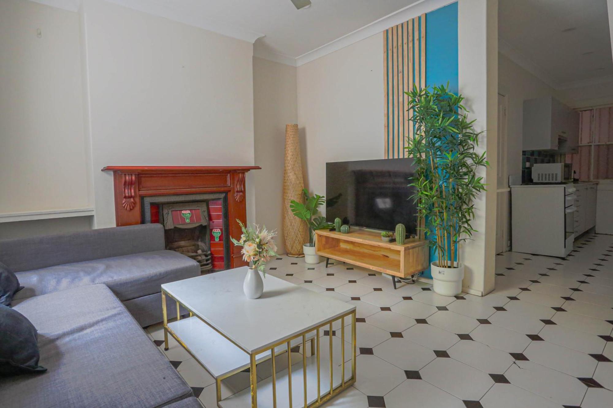 Holiday home Affordable 3 Bedroom House Darlinghurst With 2 E-bikes Included